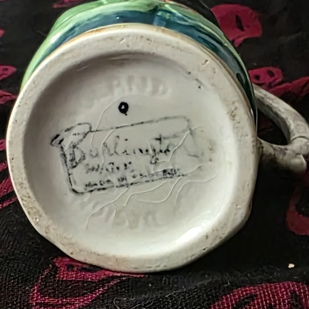 Small Toby Mug - Picture 5 of 5